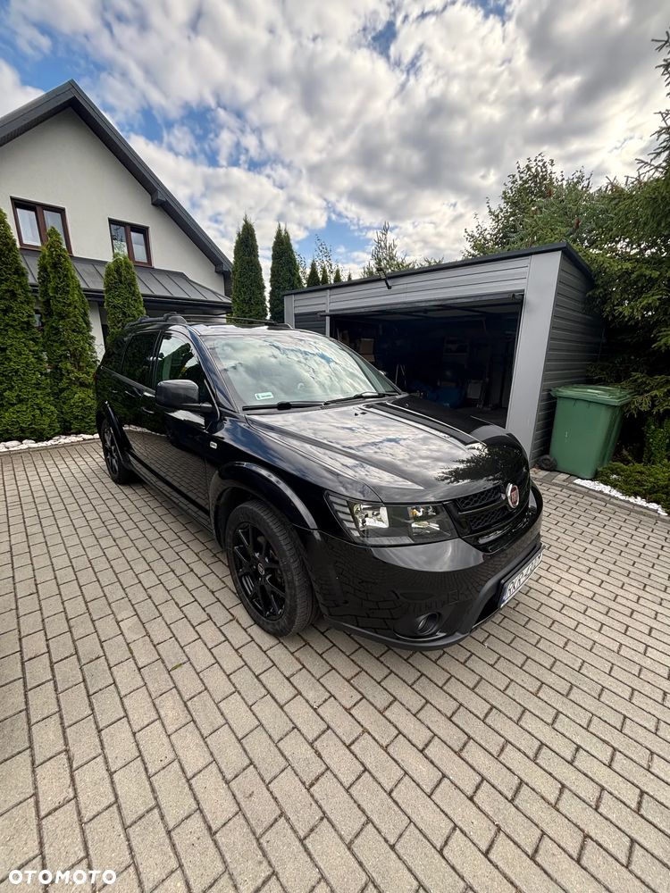 Fiat Freemont 2.0 Multijet Black Code AWD - 1