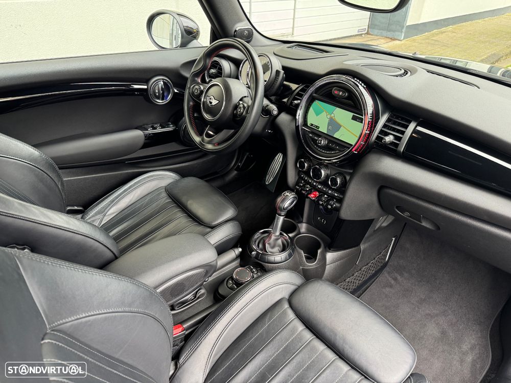 MINI Cabrio John Cooper Works Auto Desportiva - 38