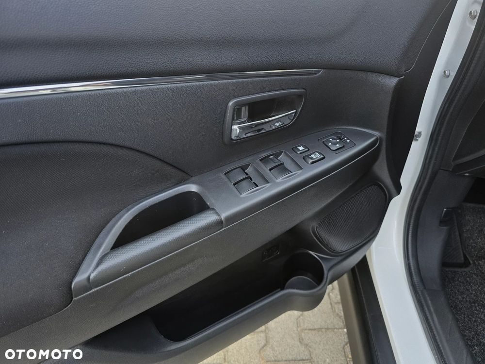 Mitsubishi ASX 1.6 Instyle NAVI AS&G - 25