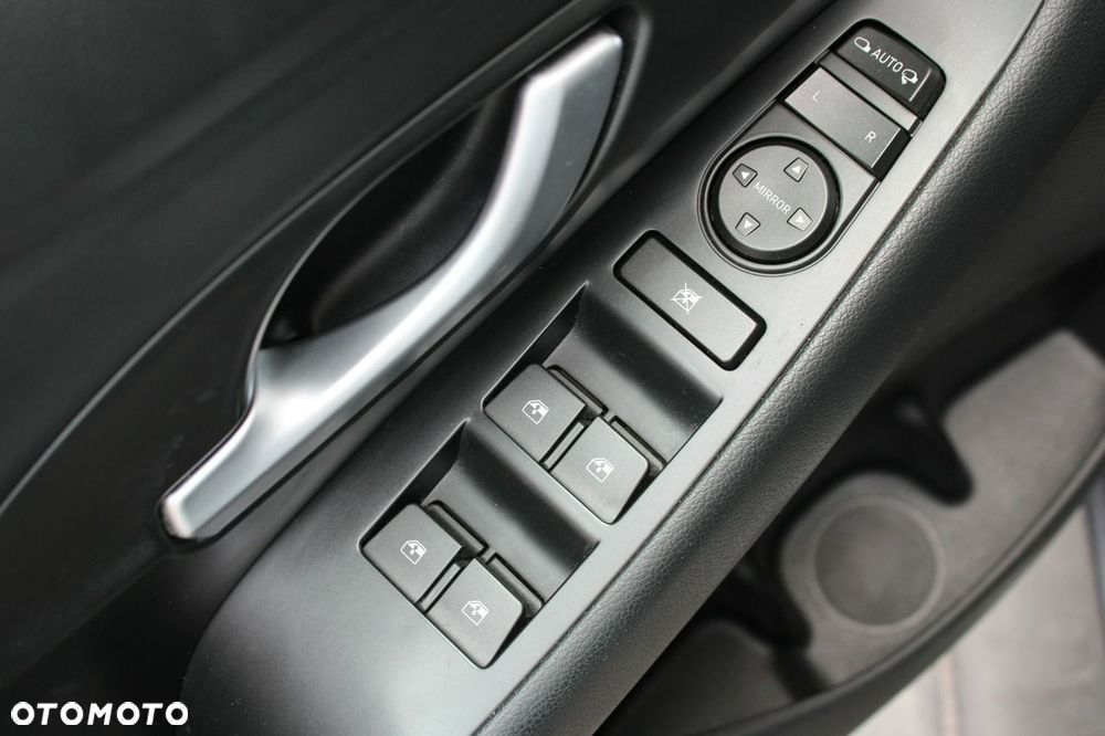 Hyundai i30 - 25