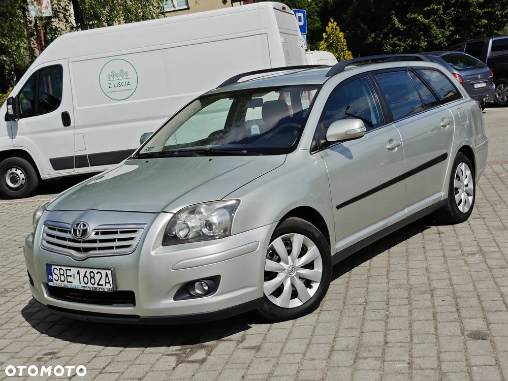 Toyota Avensis 2.0 D-4D Premium - 3