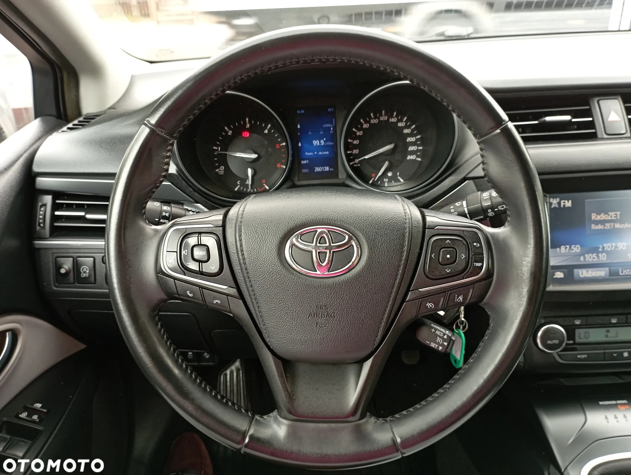 Toyota Avensis 2.0 D-4D Premium - 12