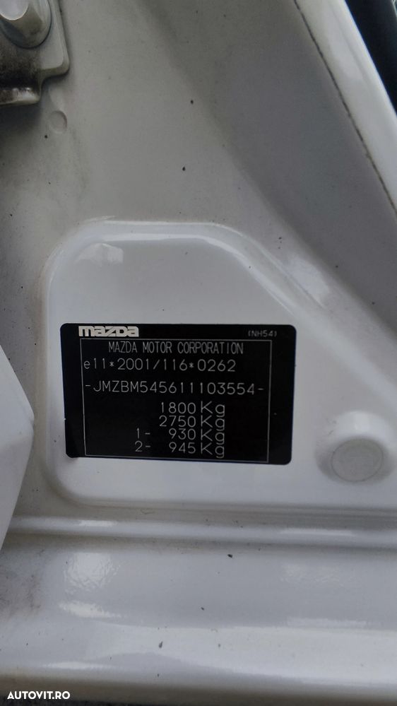 Mazda 3 - 8
