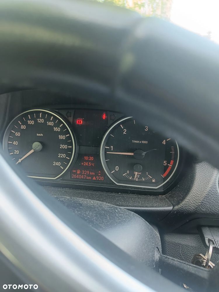 BMW Seria 1 116d - 5