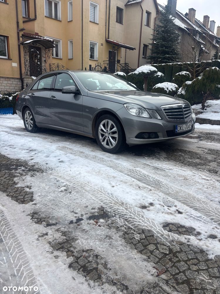 Mercedes-Benz Klasa E 250 CDI DPF BlueEFFICIENCY - 3