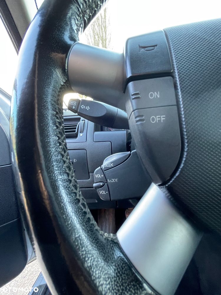 Ford Mondeo 2.0 TDDi Ghia - 11