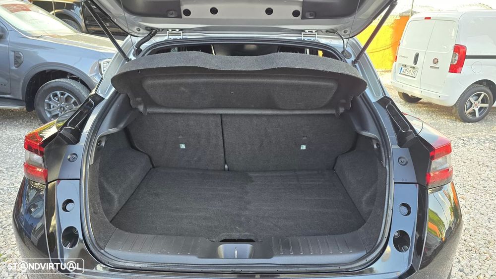 Nissan Juke 1.0 DIG-T N-Design C.Two Tone B.DCT - 23