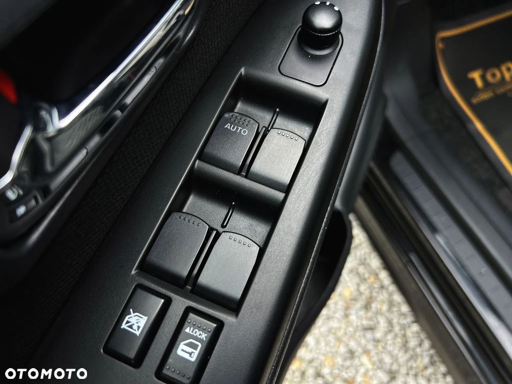 Suzuki SX4 1.6 Premium - 29