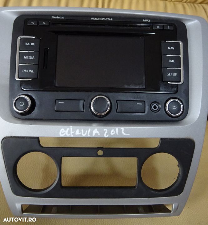 Navigatie Radio CD player Skoda Octavia 2 facelift din 2012 - 1