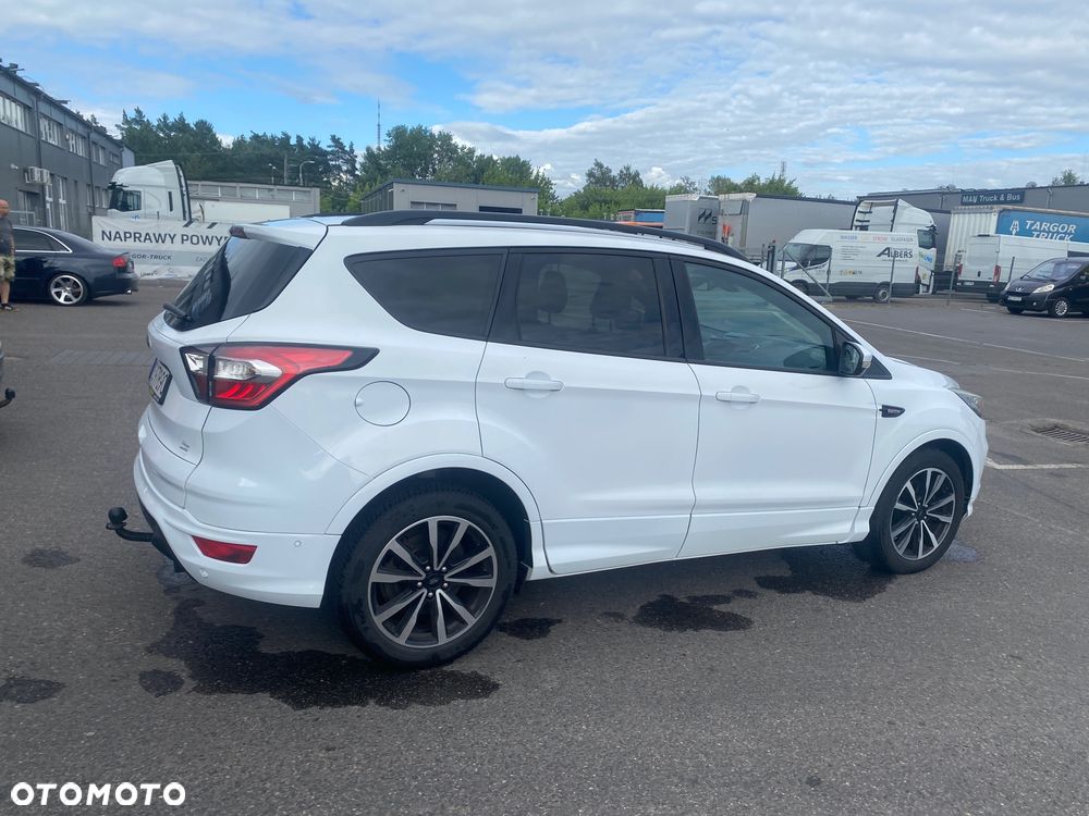 Ford Kuga 2.0 TDCi FWD ST-Line - 9