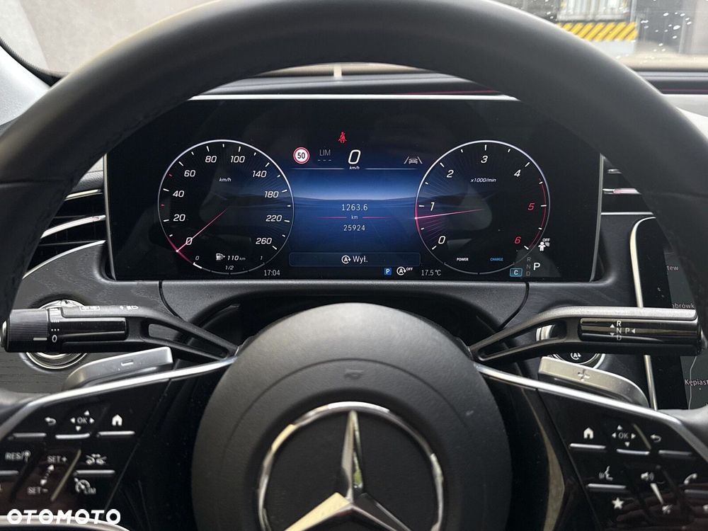 Mercedes-Benz Klasa E - 15