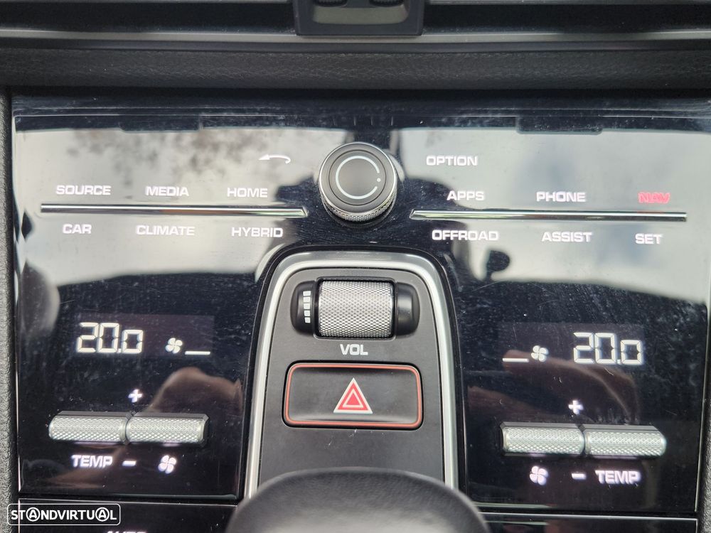 Porsche Cayenne E-Hybrid - 43