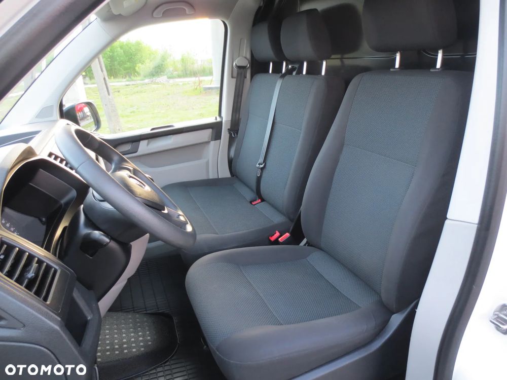 Volkswagen TRANSPORTER T6 ORYGINAŁ NISKI PRZEBIEG SALON PL.  VAT 23% - 11