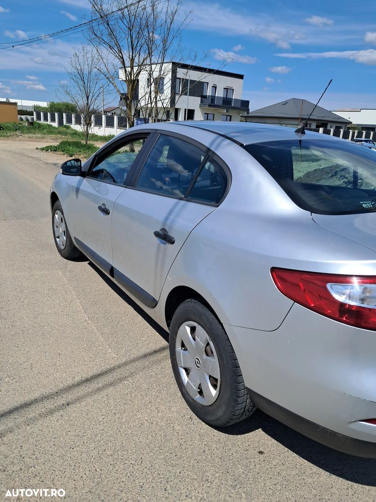 Renault Fluence 1.6 16V Authentique - 3