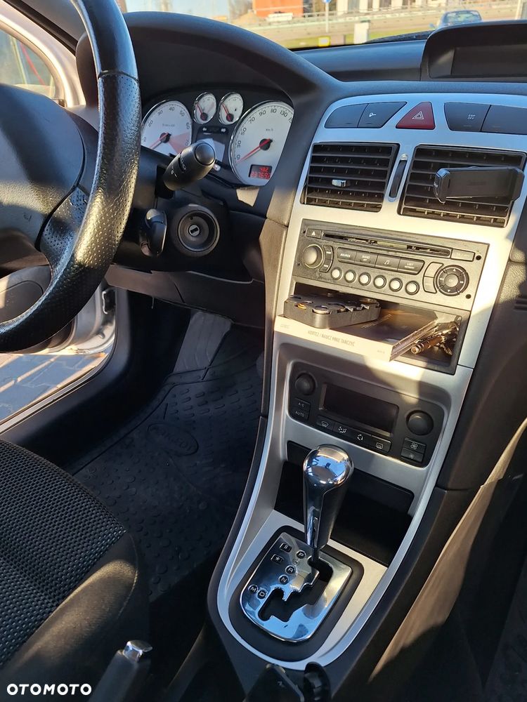 Peugeot 307 2.0 Premium - 28