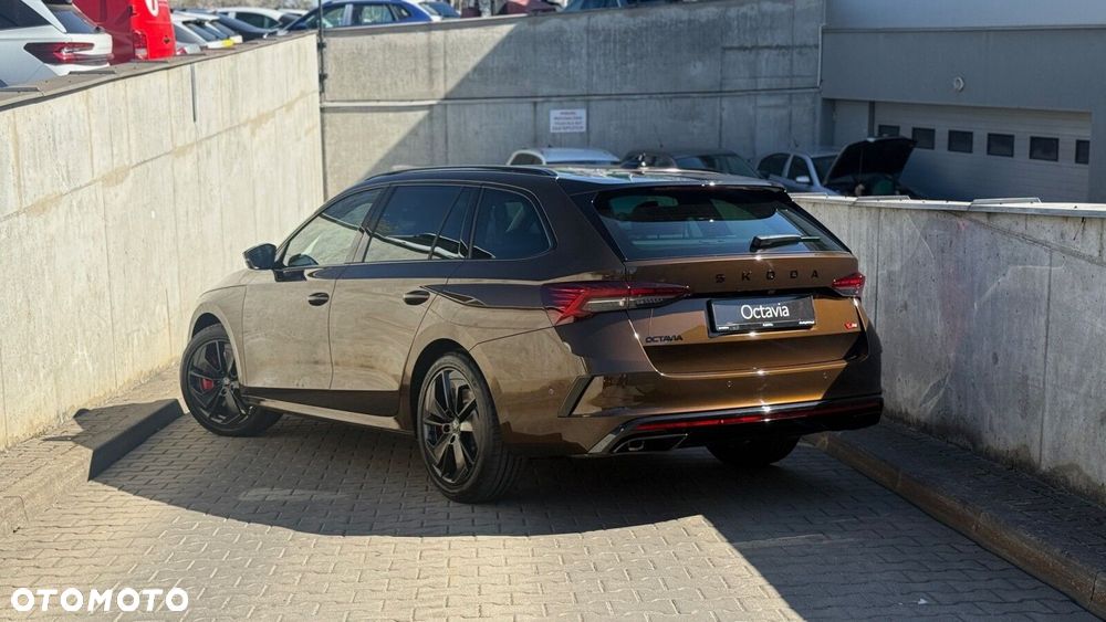 Skoda Octavia 2.0 TSI RS DSG - 8