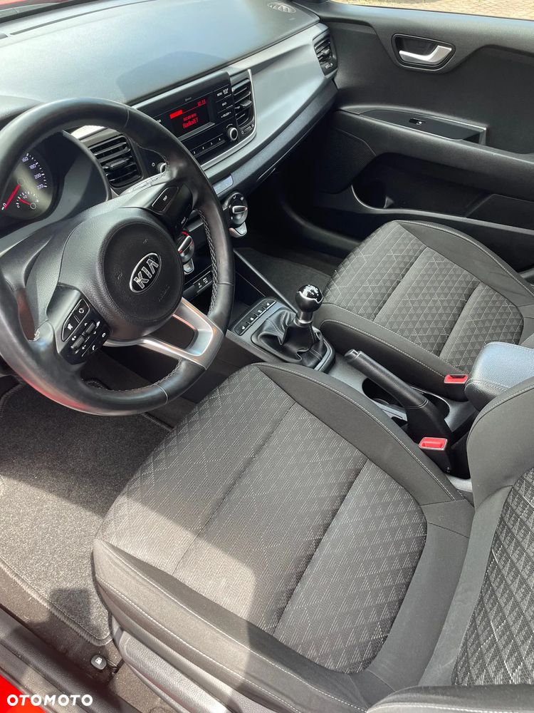 Kia Rio 1.2 M - 9