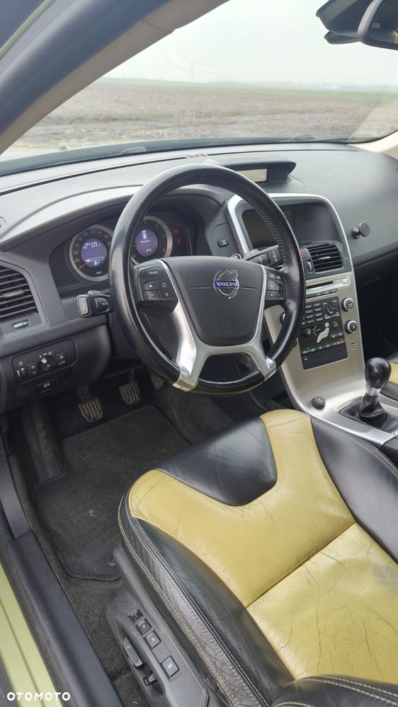 Volvo XC 60 2.4D Summum - 10