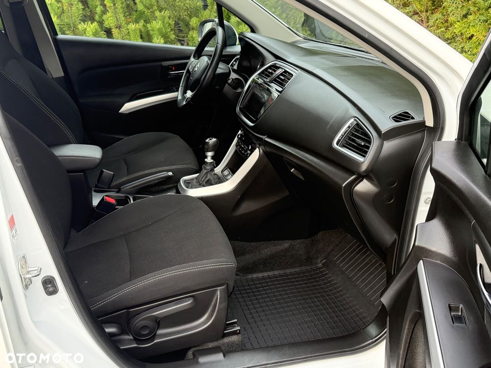 Suzuki SX4 S-Cross - 10