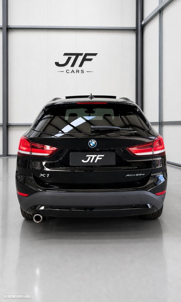 BMW X1 - 13