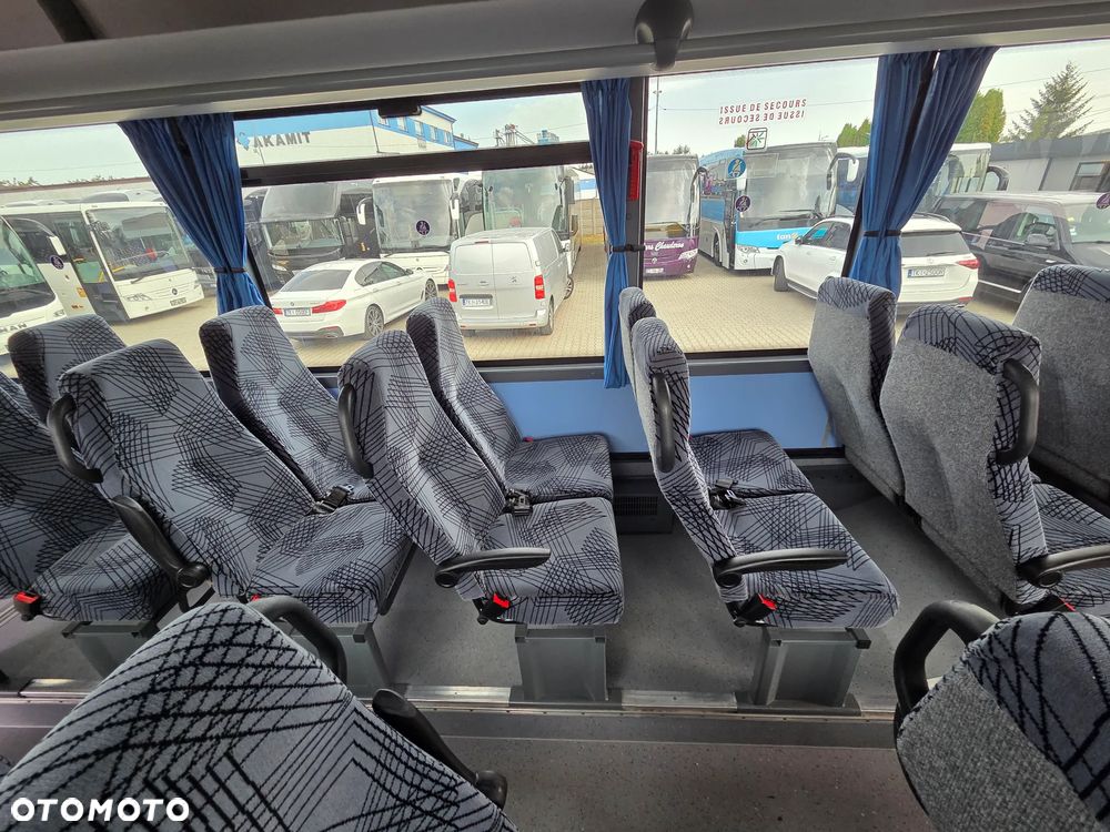 Iveco CROSSWAY/ SPROWADZONY/ 186 000 KM / MANUAL/ 64 MIEJSCA + STOJĄCE - 26