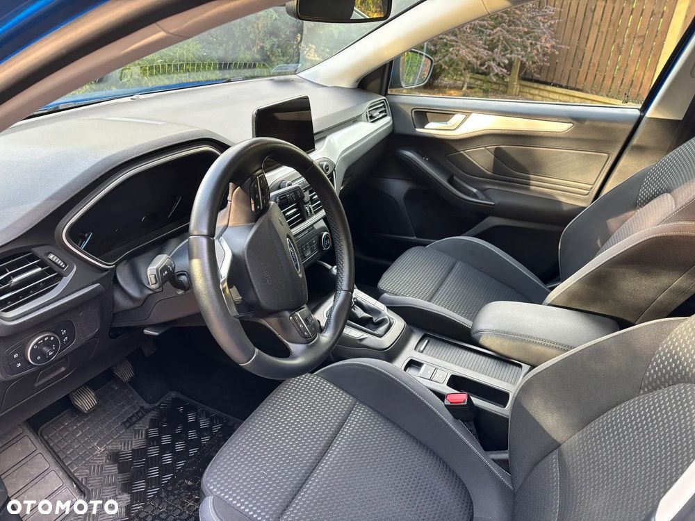 Ford Focus 1.0 EcoBoost Trend Edition - 8
