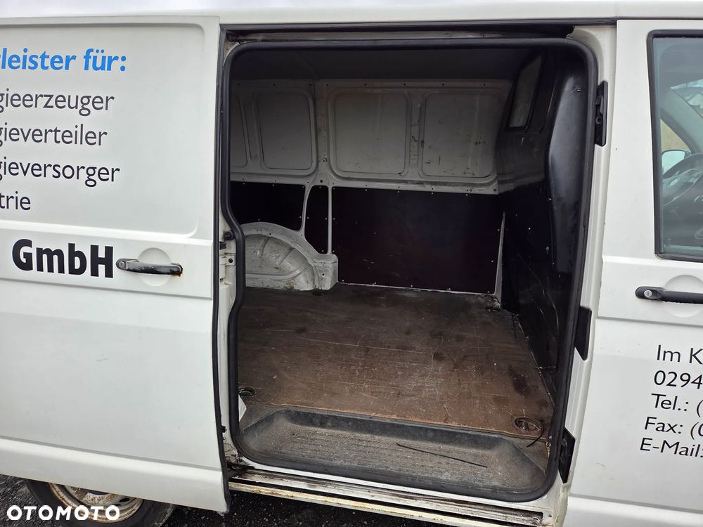 Volkswagen Transporter - 10