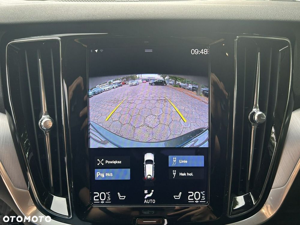 Volvo V90 Cross Country - 21