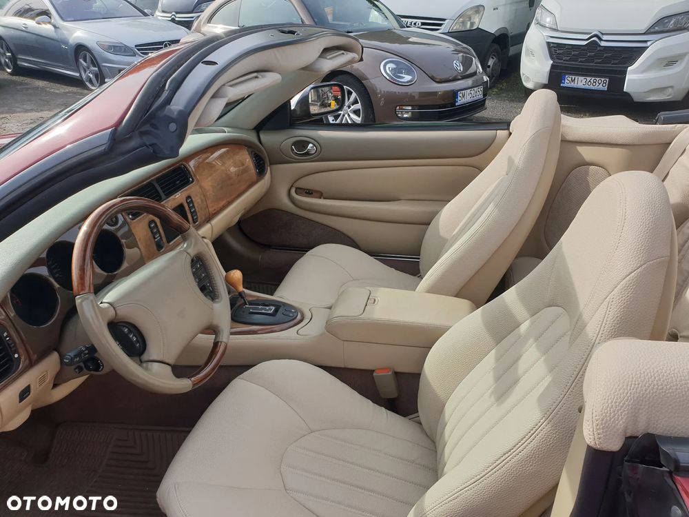 Jaguar XK Cabrio - 13