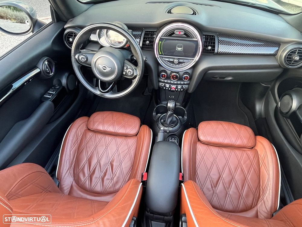 MINI Cabrio Cooper S Sidewalk - 21