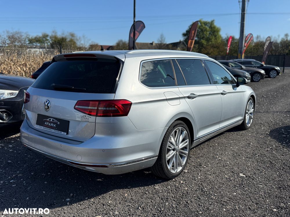 Volkswagen Passat 2.0 TDI DSG Highline - 9