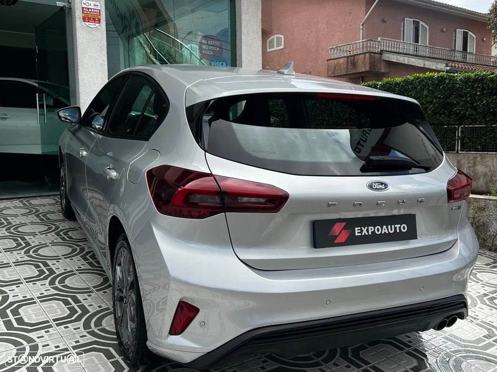 Ford Focus 1.0 EcoBoost MHEV ST-Line - 2