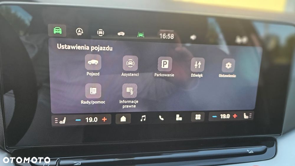 Skoda Octavia 1.5 TSI mHEV Selection DSG - 15