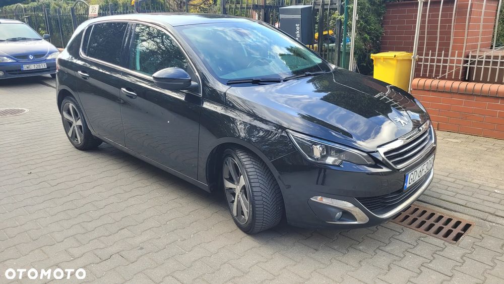 Peugeot 308 - 1