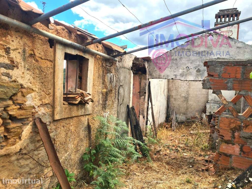 Quintinha rural com 4.848 m² | 2 terrenos urbanos + 2 rústicos | Gr... - Grande imagem: 2/29