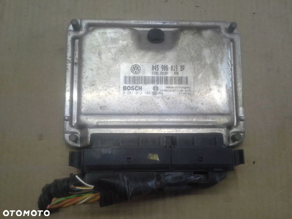 Volkswagen Polo 9n3 FL 1.4 TDi BMN BWB zestaw startowy komputer 045906019BP 0281012194 - 2