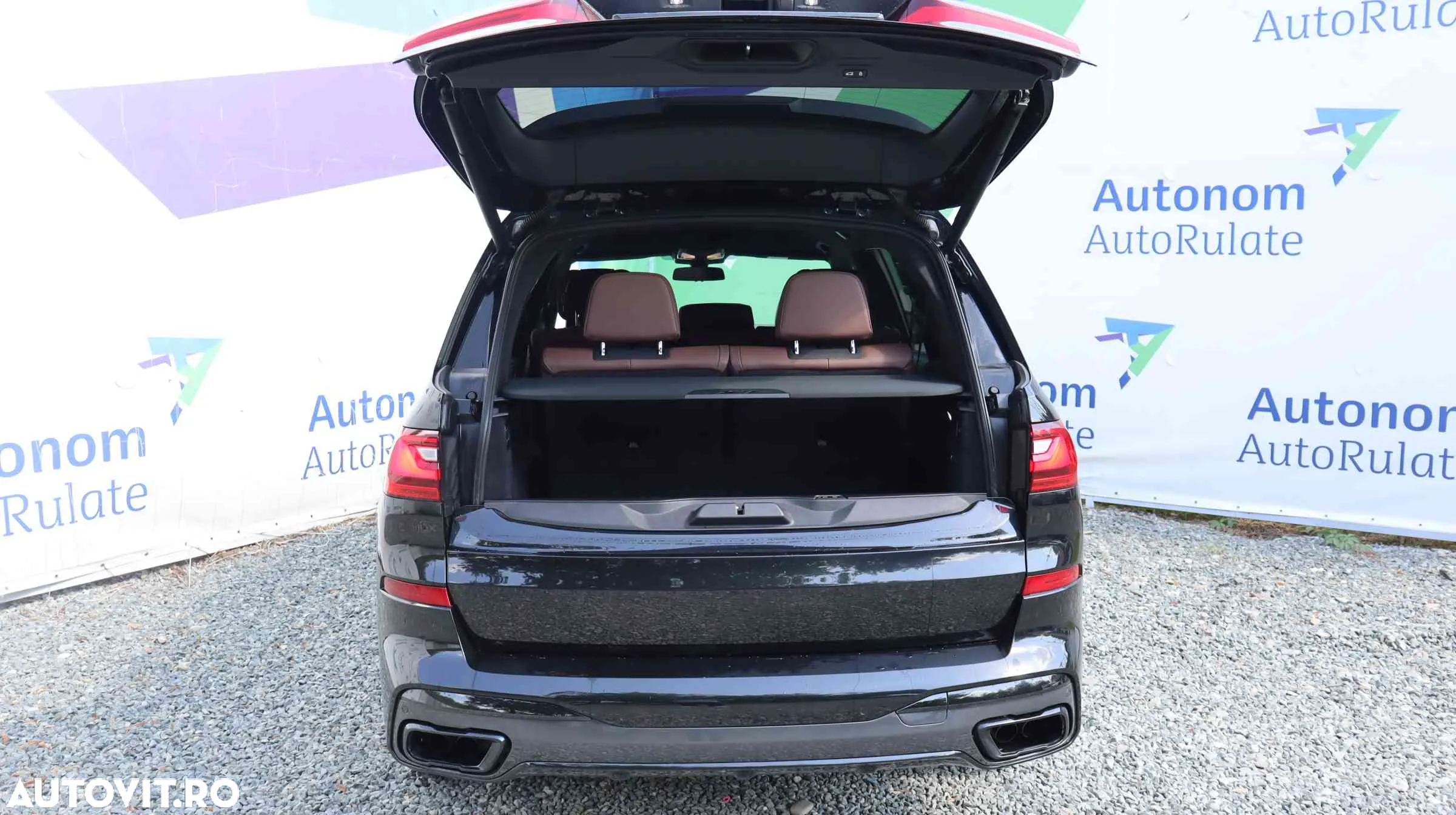 BMW X7 M50i - 8
