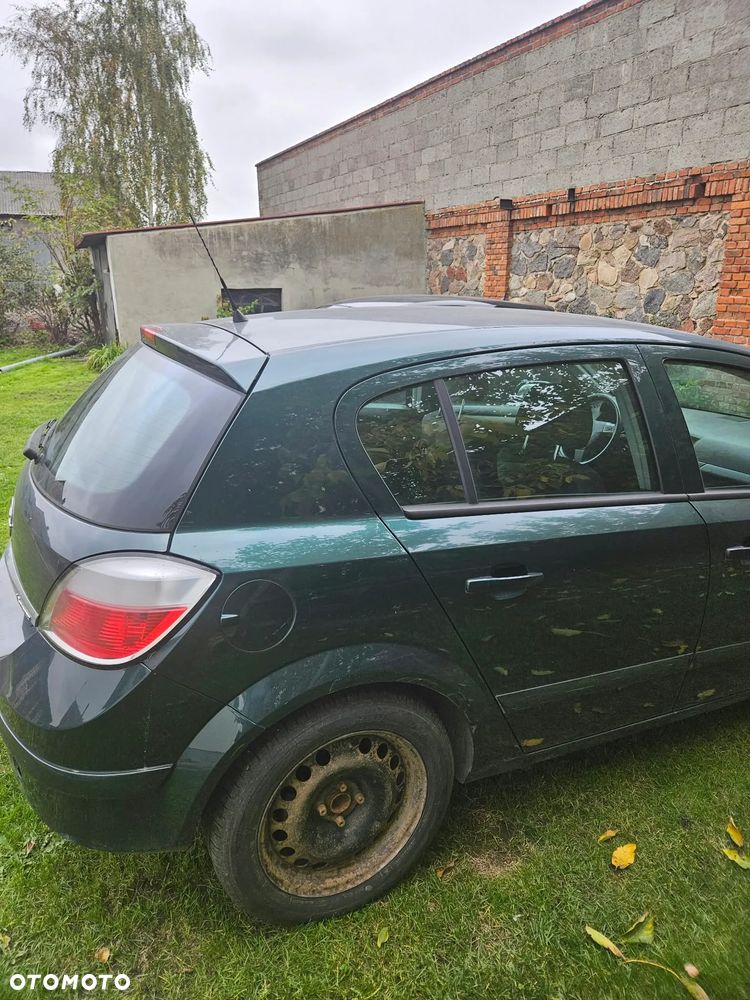 Opel Astra 2004 photo 3