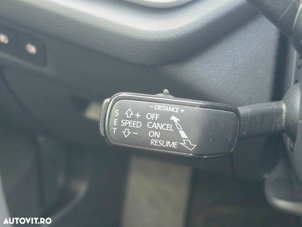 Skoda Octavia 2.0 TDI DSG Style - 16