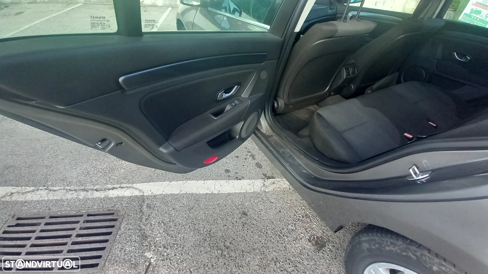 Renault Laguna 1.5 dCi Confort - 11