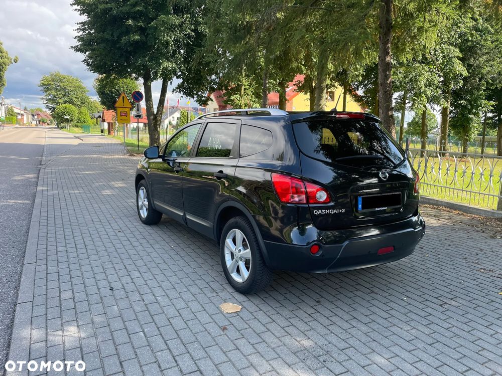 Nissan Qashqai+2 - 4