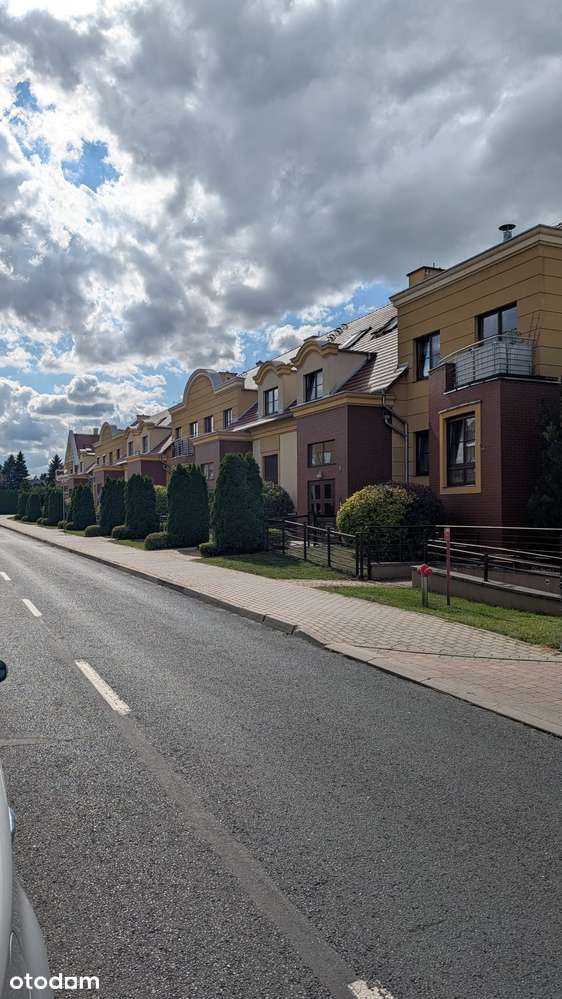 Świdnica, 2pokoje 59,59 m2 wysoki parter, taras 25 m², garaż, piwnica