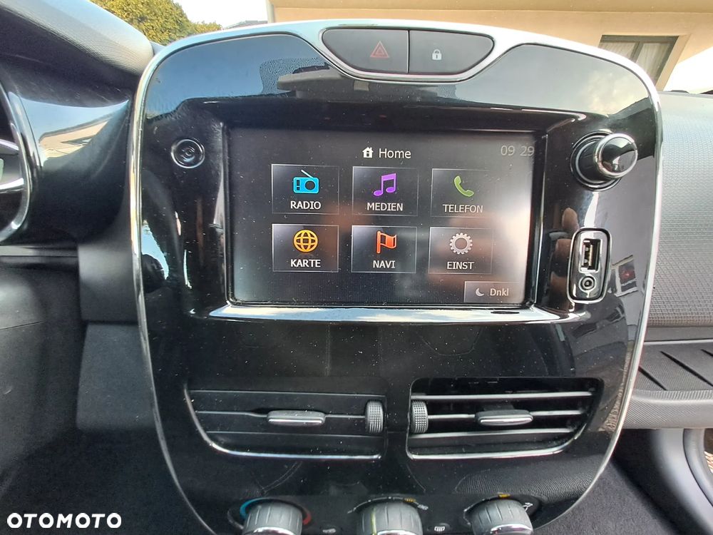 Renault Clio - 10