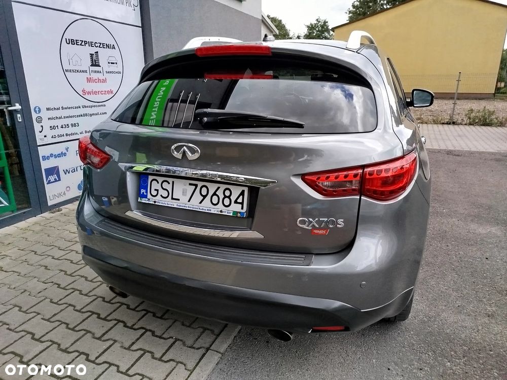 Infiniti QX70 3.7 S - 9