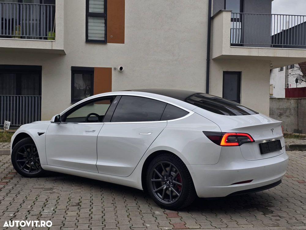 Tesla Model 3 Langstreckenbatterie Allradantrieb Dual Motor - 4