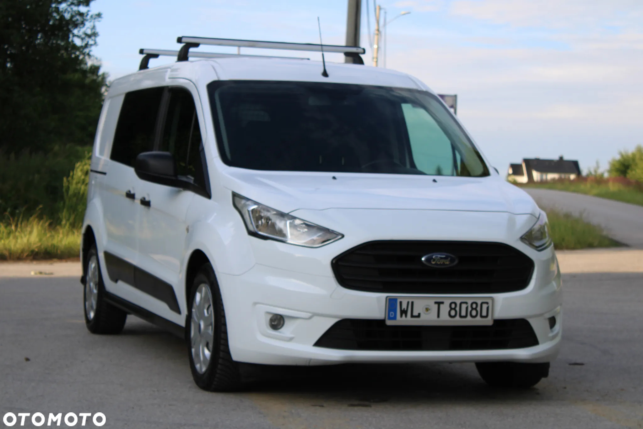 Ford TRANSIT CONNECT - 9