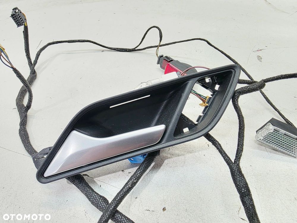 KLAMKA DRZWI LEWY PRZÓD AUDI A3 8V SPORTBACK 8V3837019A 8V4971035B - 7