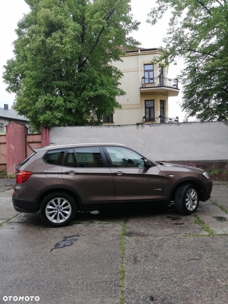 BMW X3 xDrive28i - 7