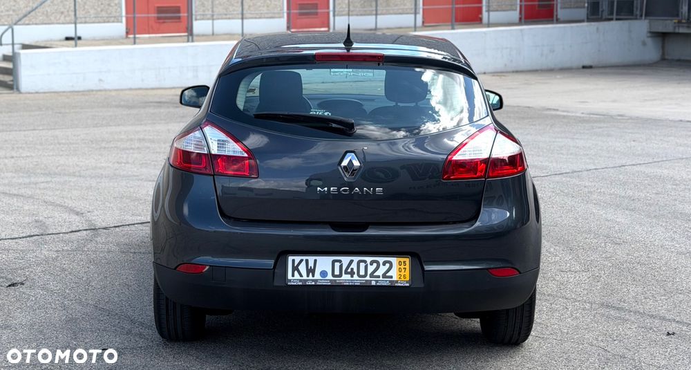 Renault Megane 1.6 16V 100 Authentique - 12