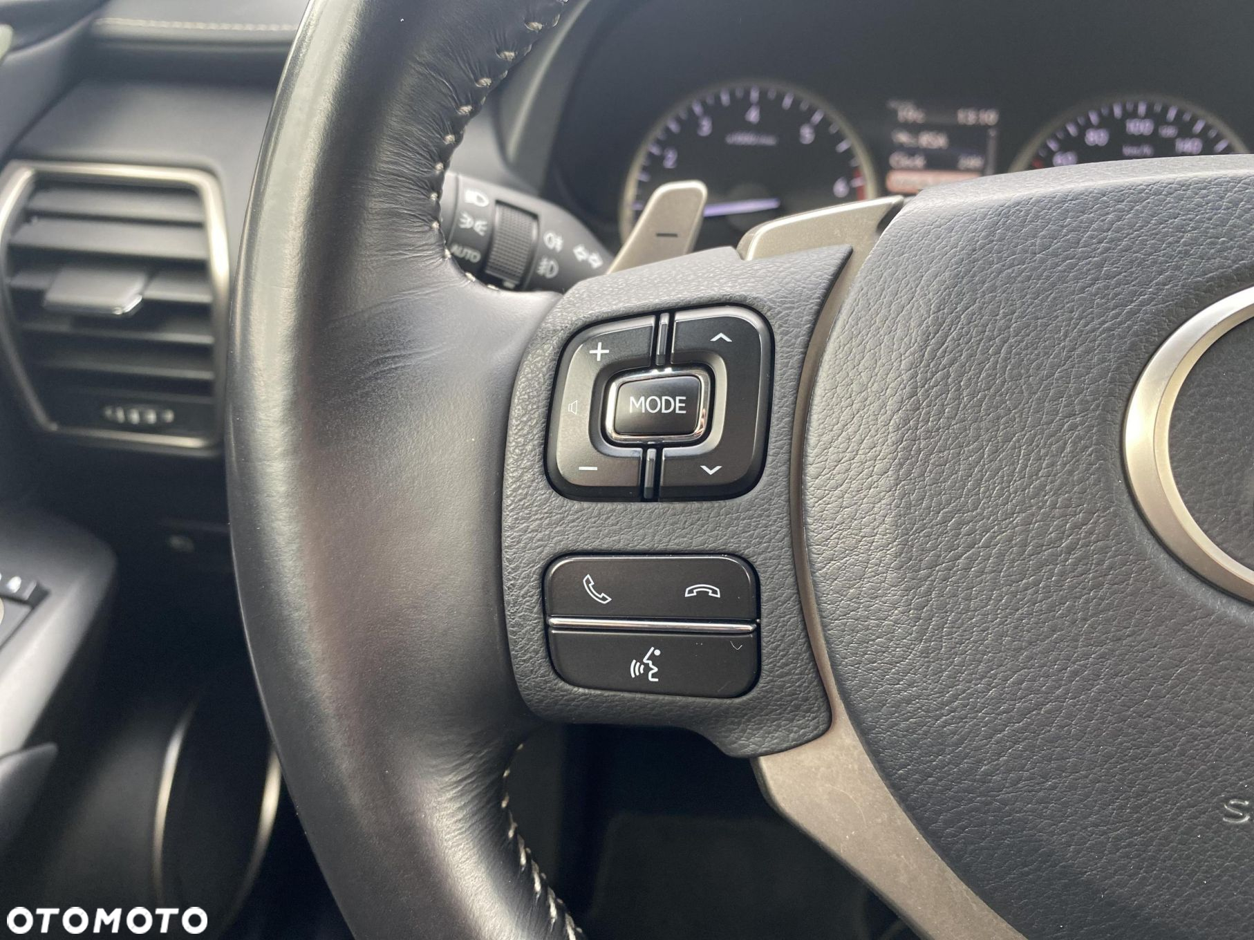 Lexus NX 300 Comfort AWD - 13